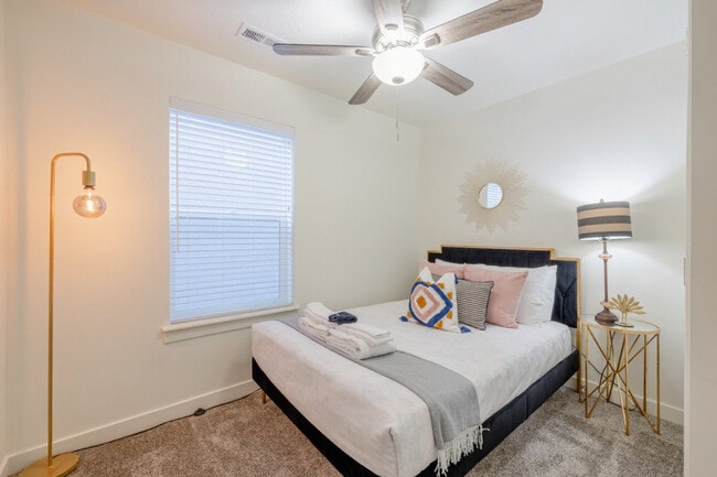 Photo - 408 S 680 E Unit SI ID1249845P