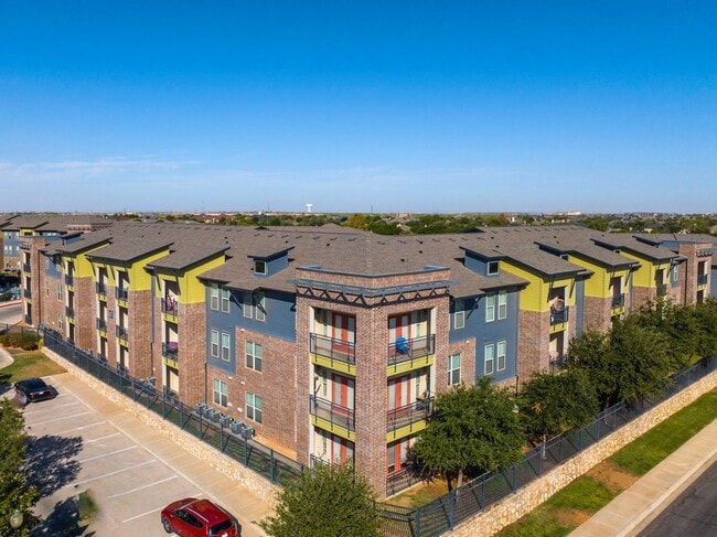 Building Photo - Anatole on Briarwood