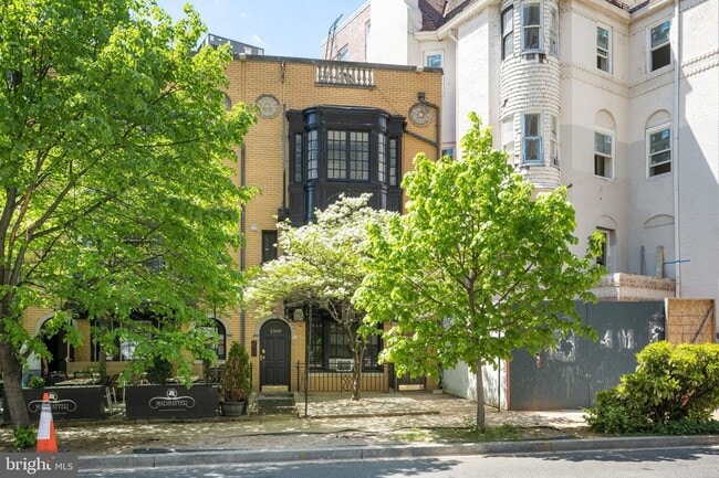 Photo - 1308 18th St NW