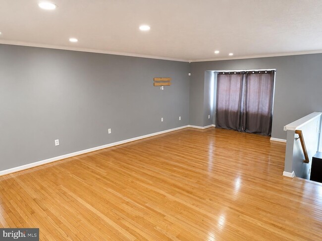 Photo - 16312 Elkhorn Ln