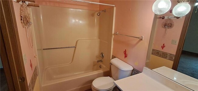 Photo - 130 Ryans Way