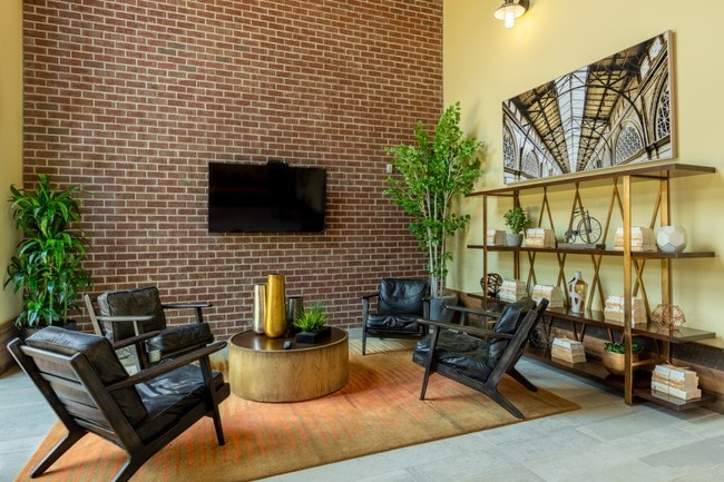 Photo - Trailside at Reedy Point