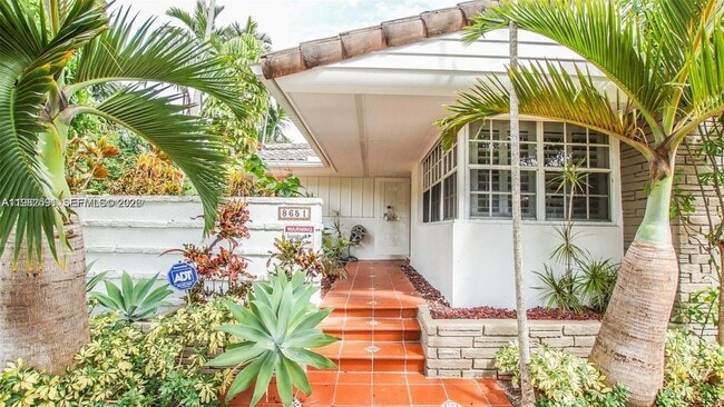 Photo - 8651 NE 10th Ct