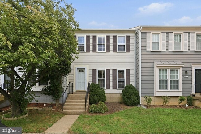 Building Photo - 8013 Dayspring Ct