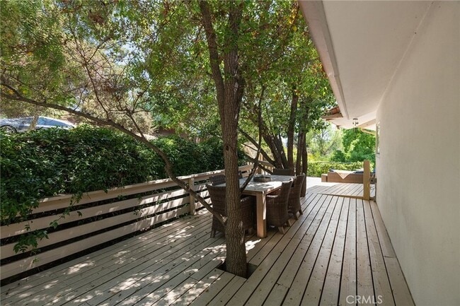 Photo - 1733 Arteique Rd