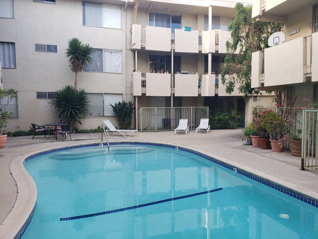 Photo - Jacaranda Apartments