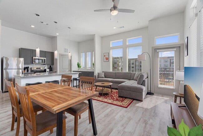 Building Photo - 12100 1/2 Ferrystone Glen Dr Unit ID1343259P