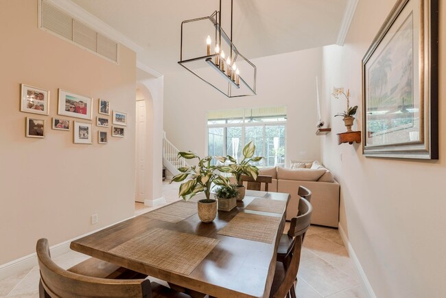 Photo - 106 Renaissance Dr