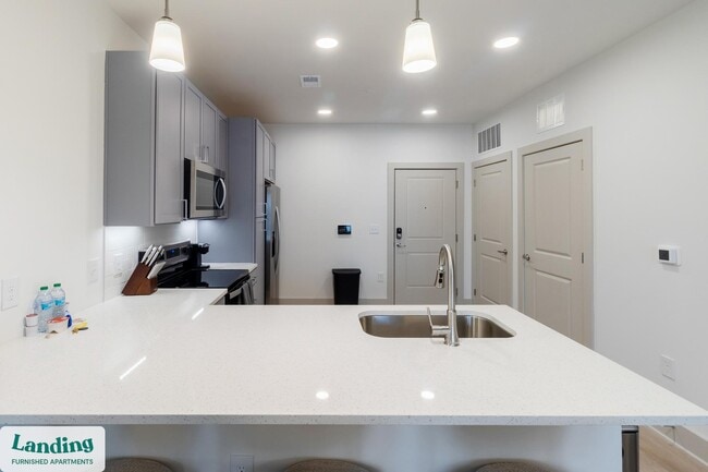 Photo - 158 Malachite Wy Unit 3314.1409207