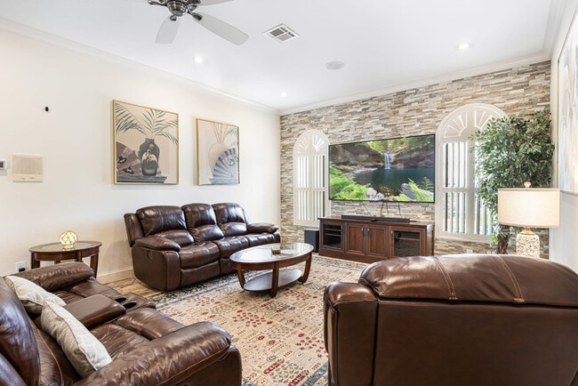 Photo - 842 Miramar Ct Unit ID1028540P