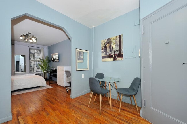 Building Photo - 173 E 91st St Unit ID1323902P