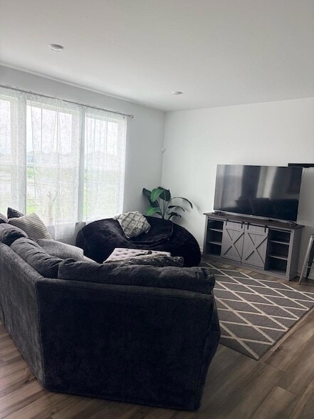 Photo - 103 Ellis Rd