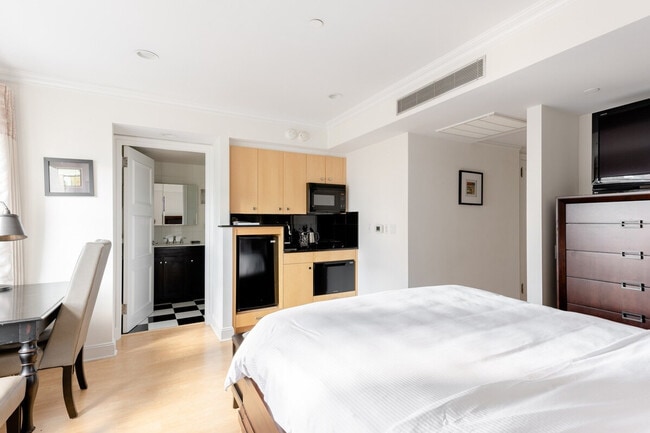 Photo - 160 Central Park S Unit SI FL29-ID1590572P