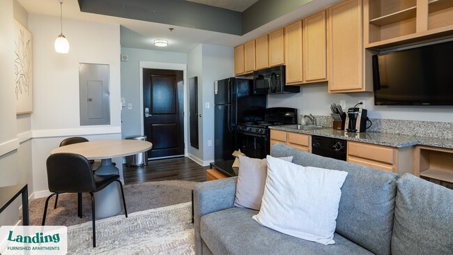 Photo - 335 W 9th St Unit 906.1403838