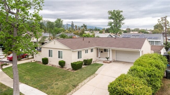 Photo - 2958 Gramercy St