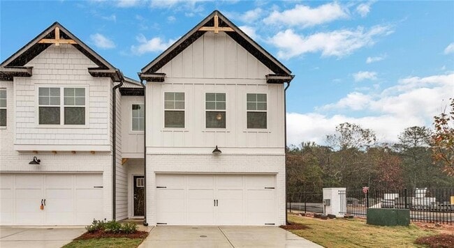 Photo - 2021 Old Covington Hwy SE