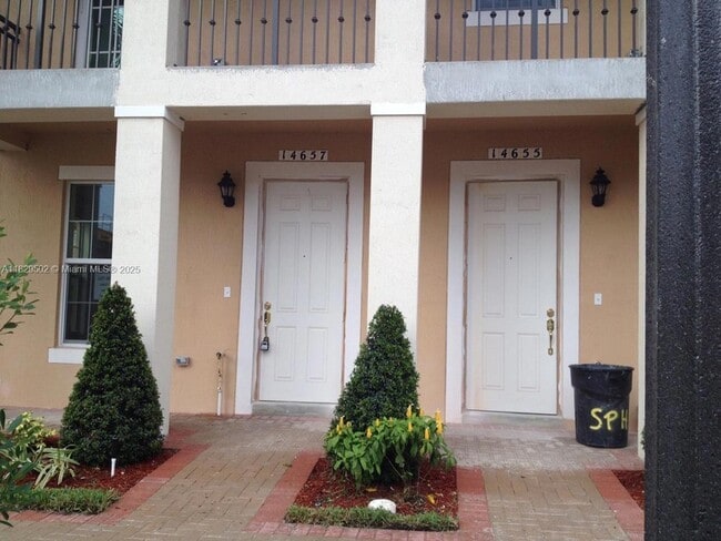 Photo - 14657 SW 14th St