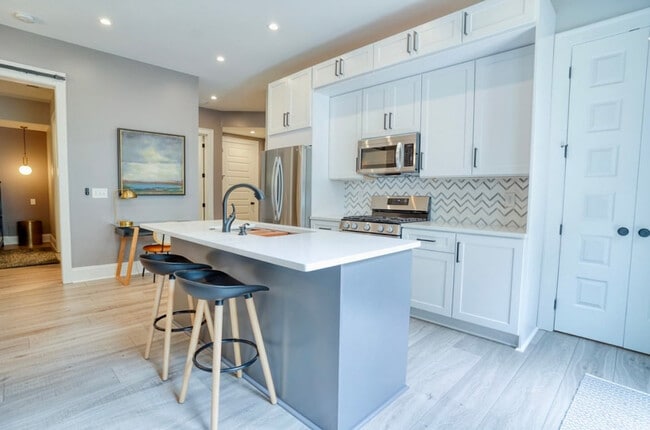 Photo - 874 Durant Pl NE Unit SI ID1490142P