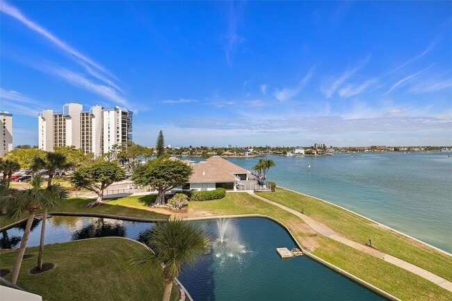 Building Photo - 9425 Blind Pass Rd Unit 408