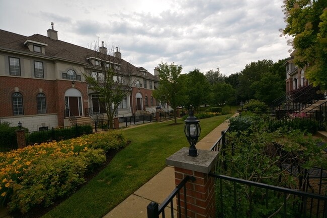 Photo - 1904 Alta Vista Ct