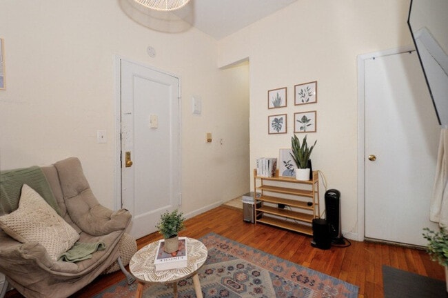 Photo - 293 E 92nd St Unit ID1323980P