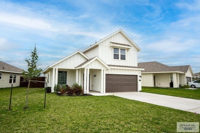 Building Photo - 2168 Grove Ln