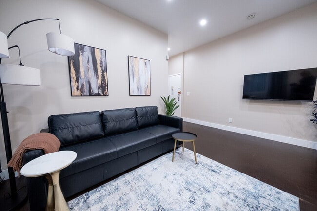 Building Photo - 245 W 113th St Unit ID1316961P