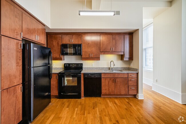 1BR, 1BA - 505SF - Kitchen - The Edison Apartments