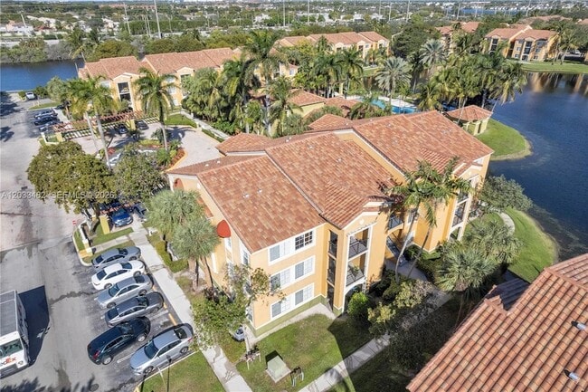 Building Photo - 2400 E Preserve Way Unit 101