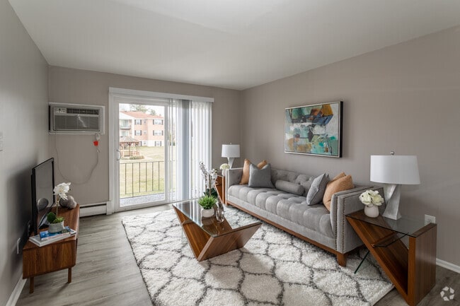 Living Room - Liberty Square Apartments