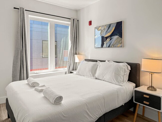 Photo - 2400 E Huntingdon St Unit ID1075551P