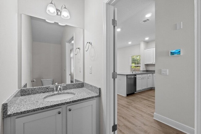 Photo - 227 Sandhill Pines Dr