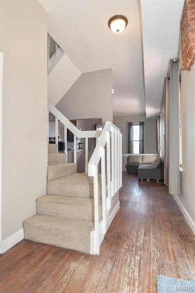 Photo - 2350 S 10th St