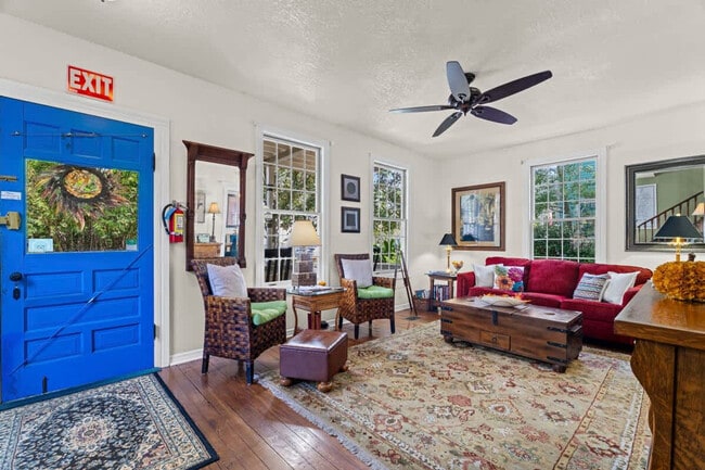 Building Photo - 49 Lewis Blvd Unit SI ID1578484P