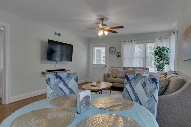 Photo - 1001 Watts St Unit ID1391824P