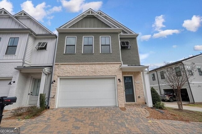 Photo - 123 Village Green Ave