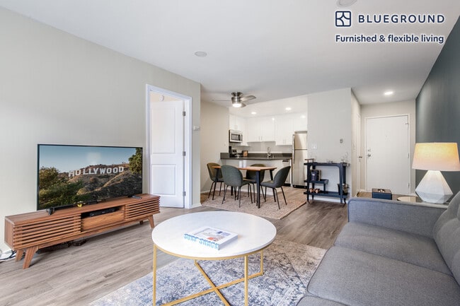 Photo - 2039 N Las Palmas Ave Unit FL2-ID117