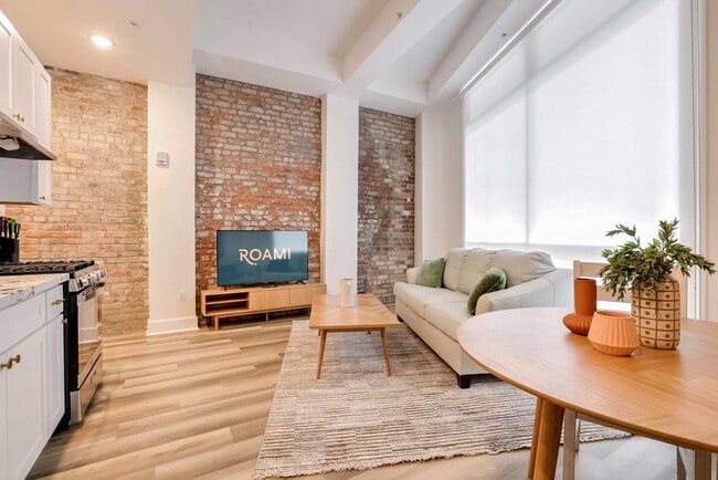 Building Photo - 1050 Annunciation St Unit SI ID1272324P