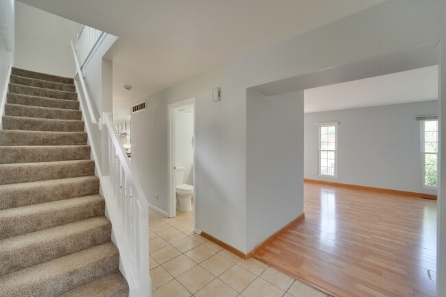Photo - 1008 Southbridge Ln