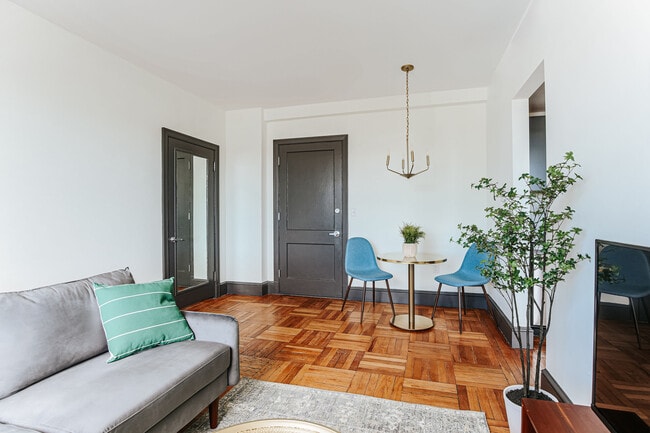 Photo - Chief Tassel