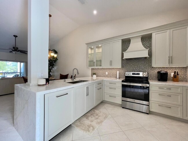 Photo - 202 Cypress Point Dr Unit 202