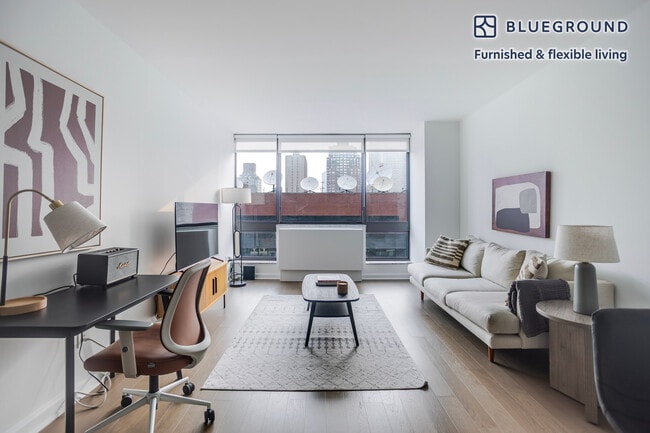 Building Photo - 500 W 56th St Unit SI FL18-ID2252