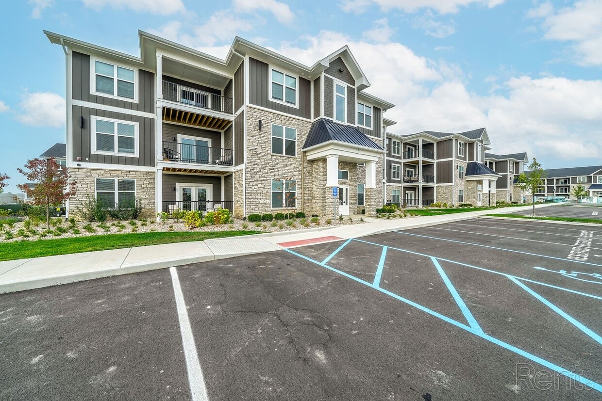 Floor Plan - 1 BD/1.5 BA - POND VIEW - FIRST FLOOR