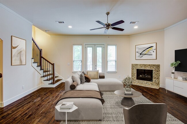 Photo - 4323 Dickason Ave