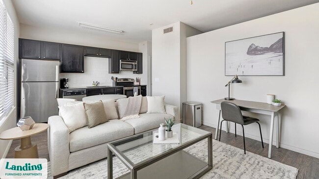 Building Photo - 750 Fort Worth Ave Unit 307.1408048