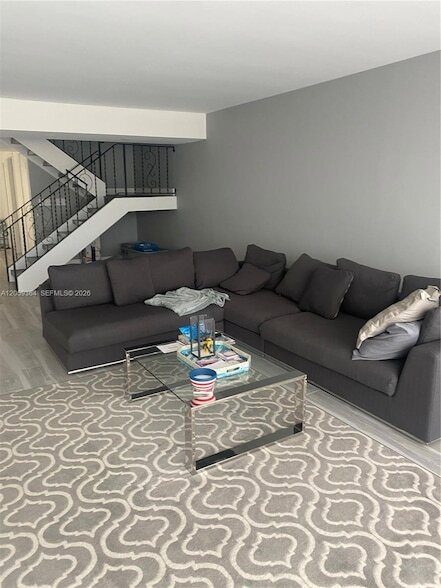 Photo - 613 NE 26th Ave