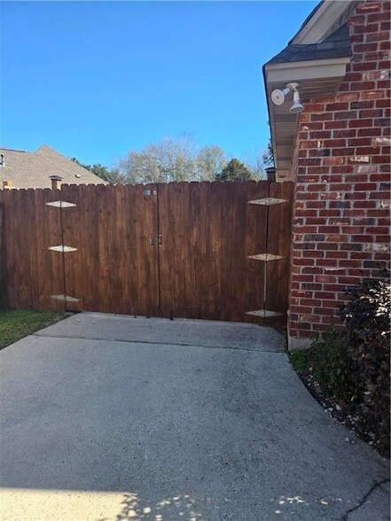 Photo - 361 Autumn Lakes Rd