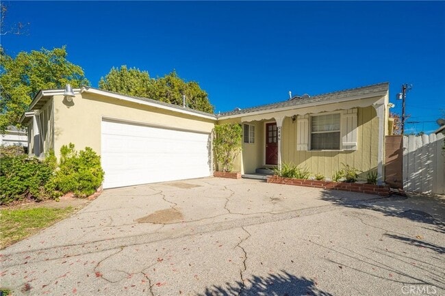 Building Photo - 5446 Columbus Ave