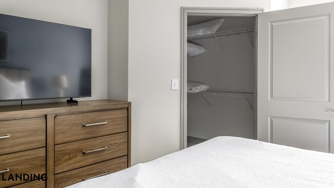 Photo - 18021 Kingsland Blvd Unit 1113