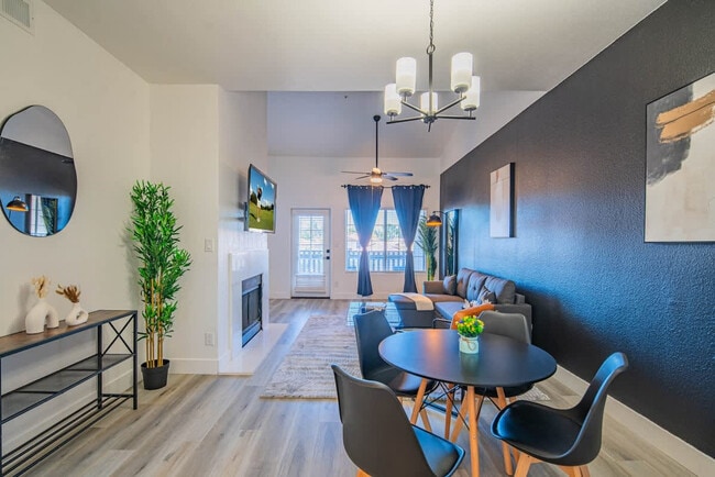 Building Photo - 7900 E Princess Dr Unit ID1263204P